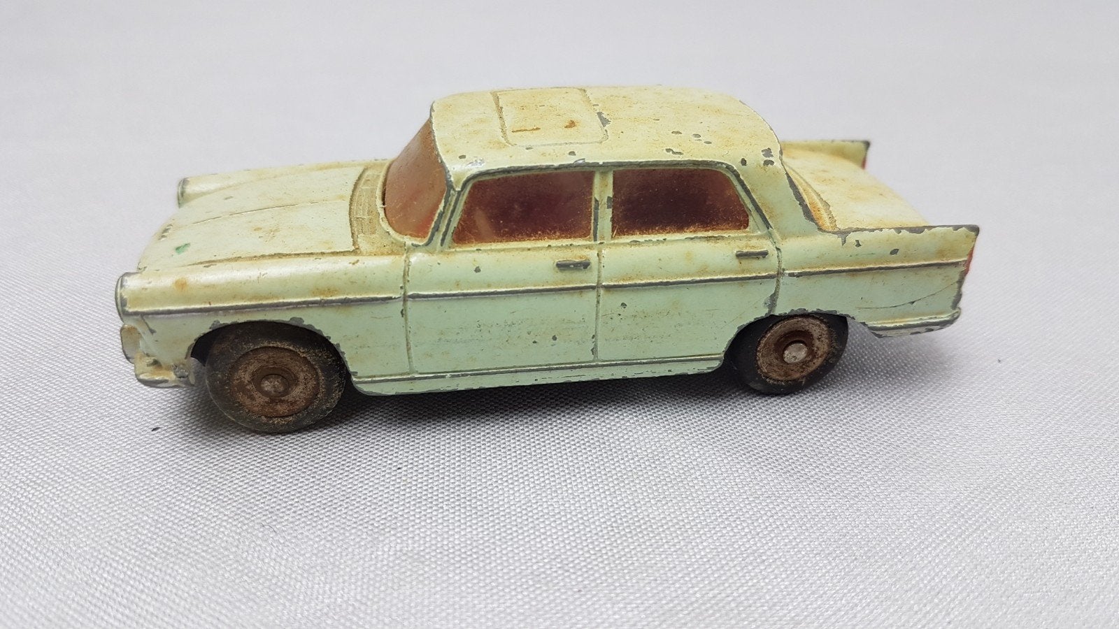 Dinky Toys Peugeot 404 - Made in France, Ophalen of Verzenden, Gebruikt