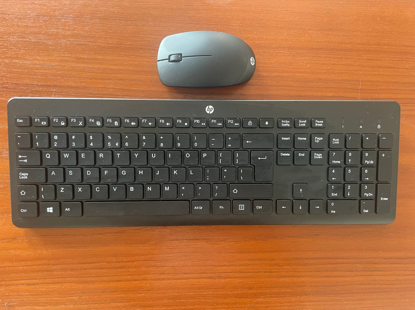 HP Draadloos Toetsenbord en Muis Set - Qwerty, Computers en Software, Toetsenborden, Ophalen of Verzenden, Zo goed als nieuw, Draadloos