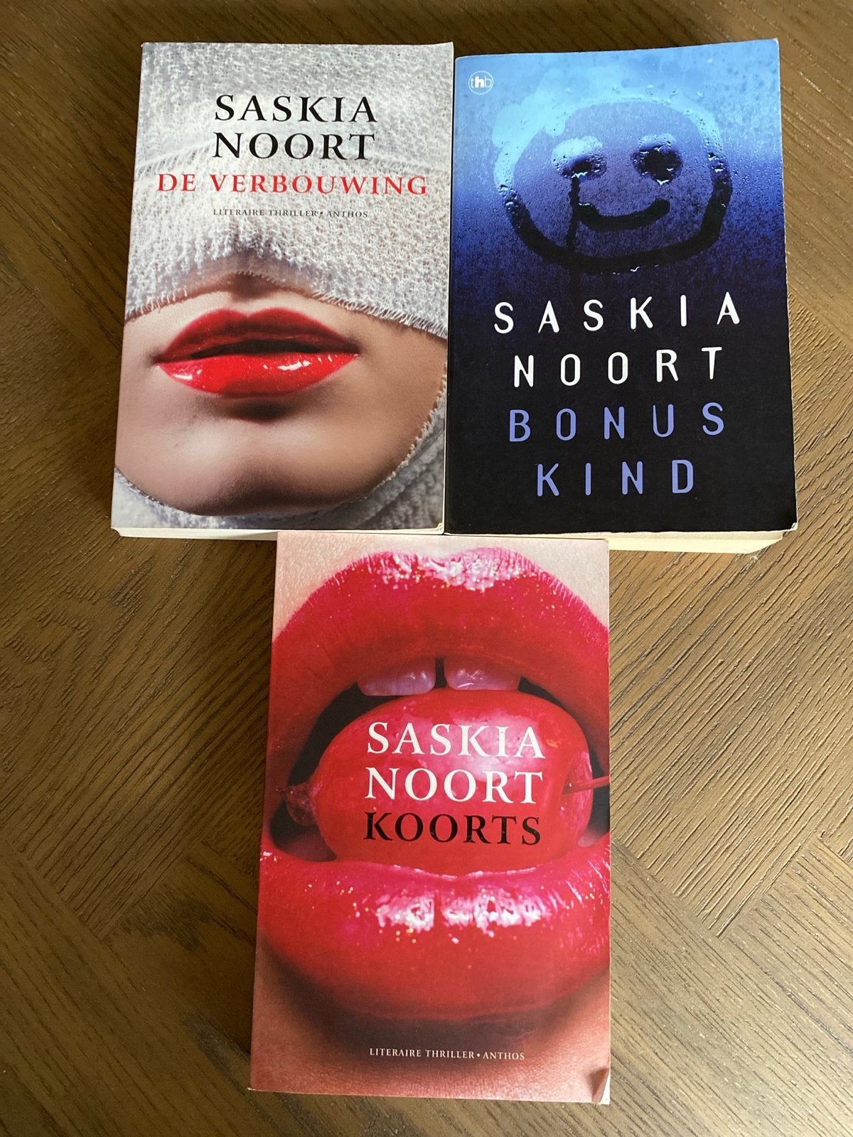 Drie thrillers van Saskia Noort: De Verbouwing, Bonuskind, K, Boeken, Ophalen of Verzenden, Gelezen, Nederland