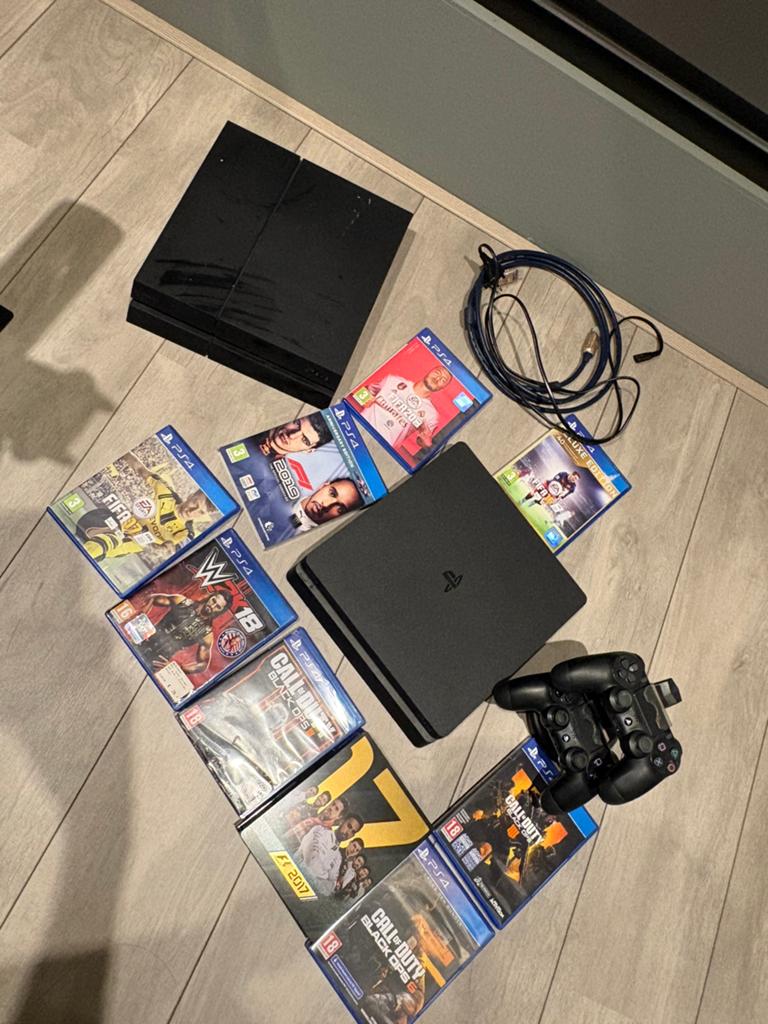 2 x Playstation 4, Spelcomputers en Games, Met 2 controllers, Ophalen of Verzenden, Original, Gebruikt