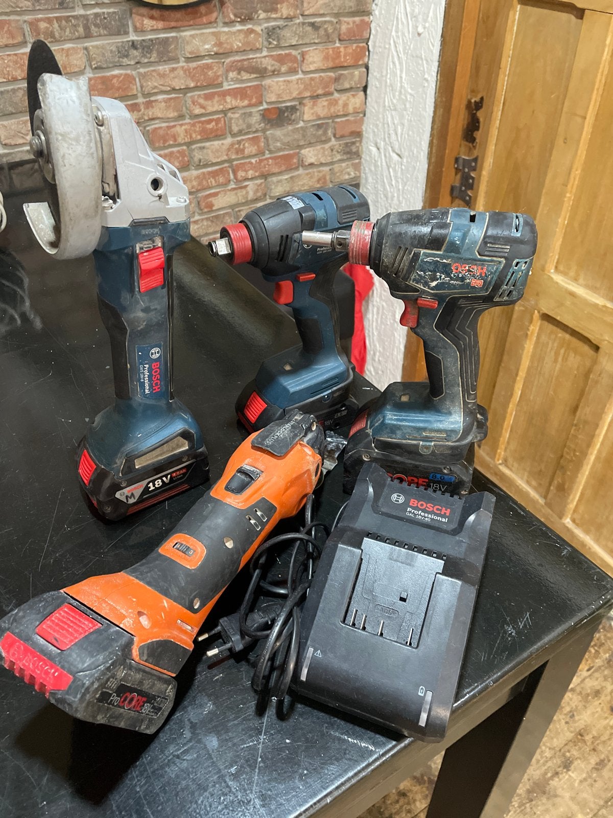 Bosch Professional Gereedschap Set met Accu's en Lader, Ophalen of Verzenden, Zo goed als nieuw