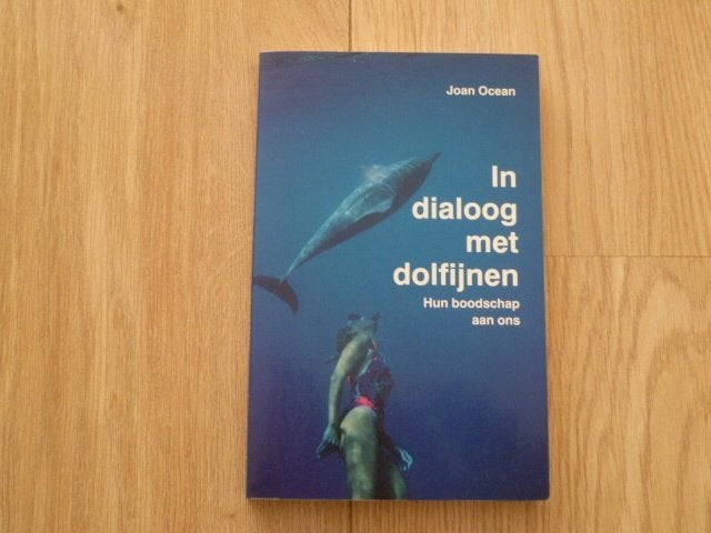 Joan Ocean - In dialoog met dolfijnen, Ophalen of Verzenden, Gelezen, Overige onderwerpen, Achtergrond en Informatie