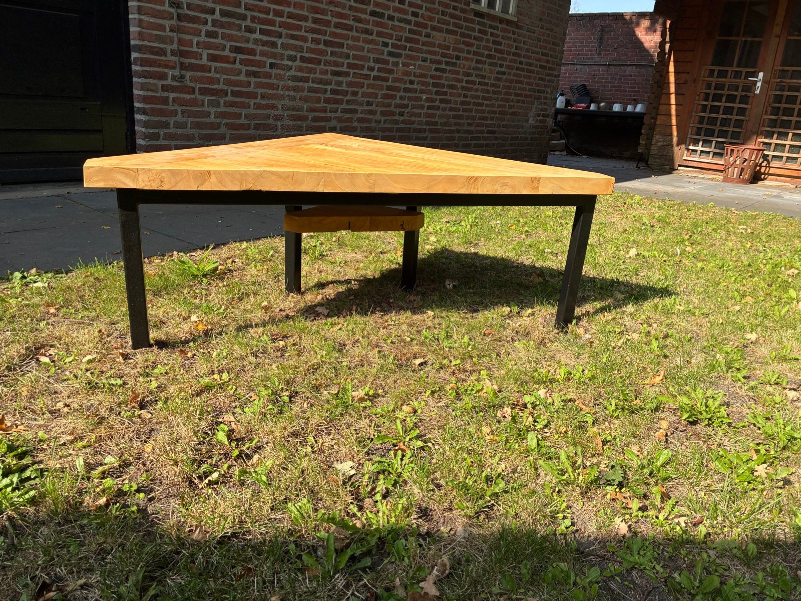 Uniek Driehoekig TV-meubel - Goede Staat, Huis en Inrichting, Ophalen, Gebruikt, 100 tot 150 cm, 100 tot 150 cm