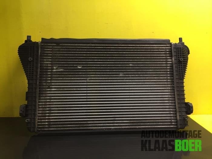 Intercooler van een Volkswagen Golf, Gebruikt, -, Volkswagen, -