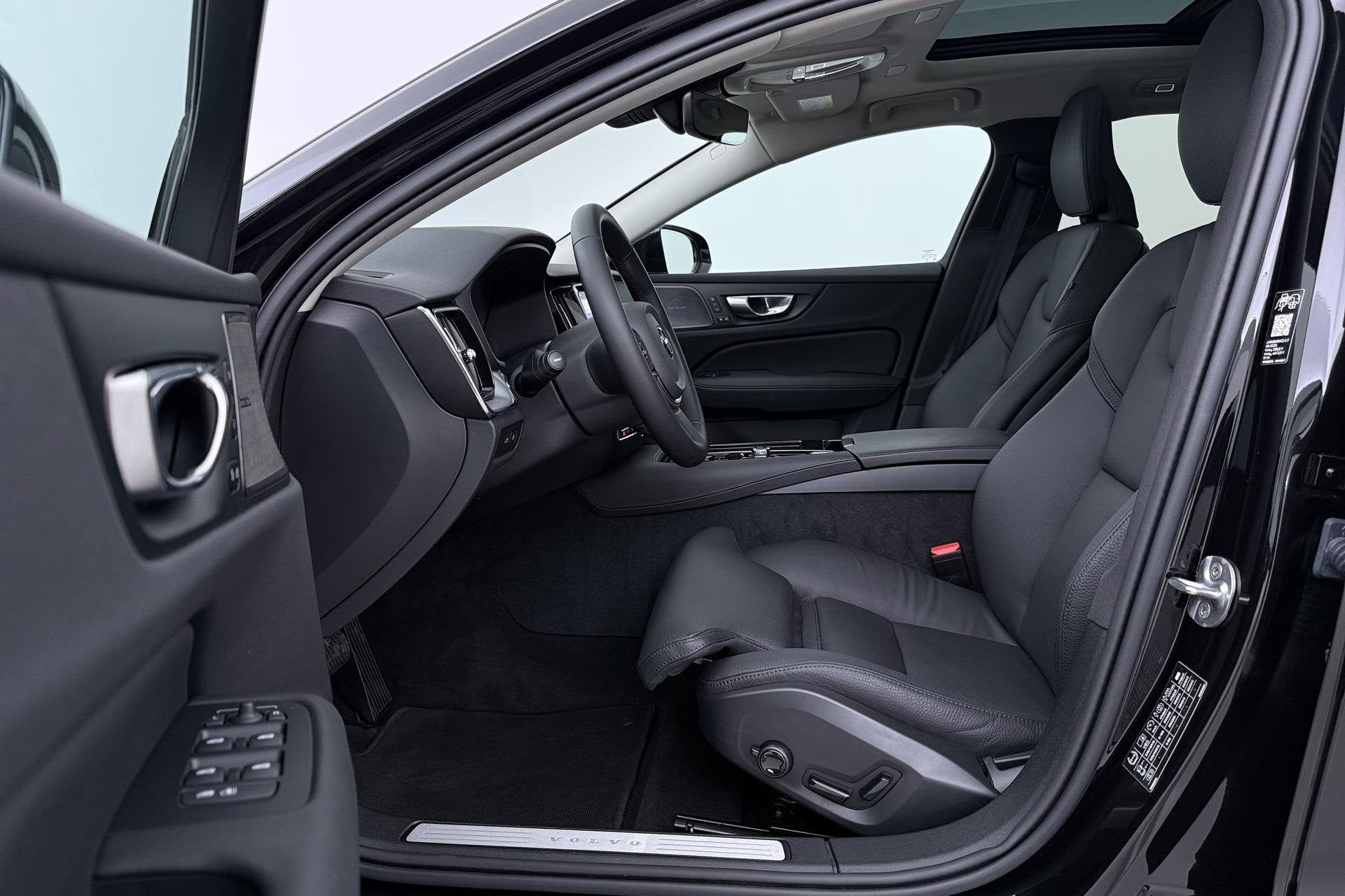Volvo V60 T6 Plus Bright | ACC | Panoramadak | 360° Camera, Automaat, Gebruikt, Euro 6, 4 cilinders