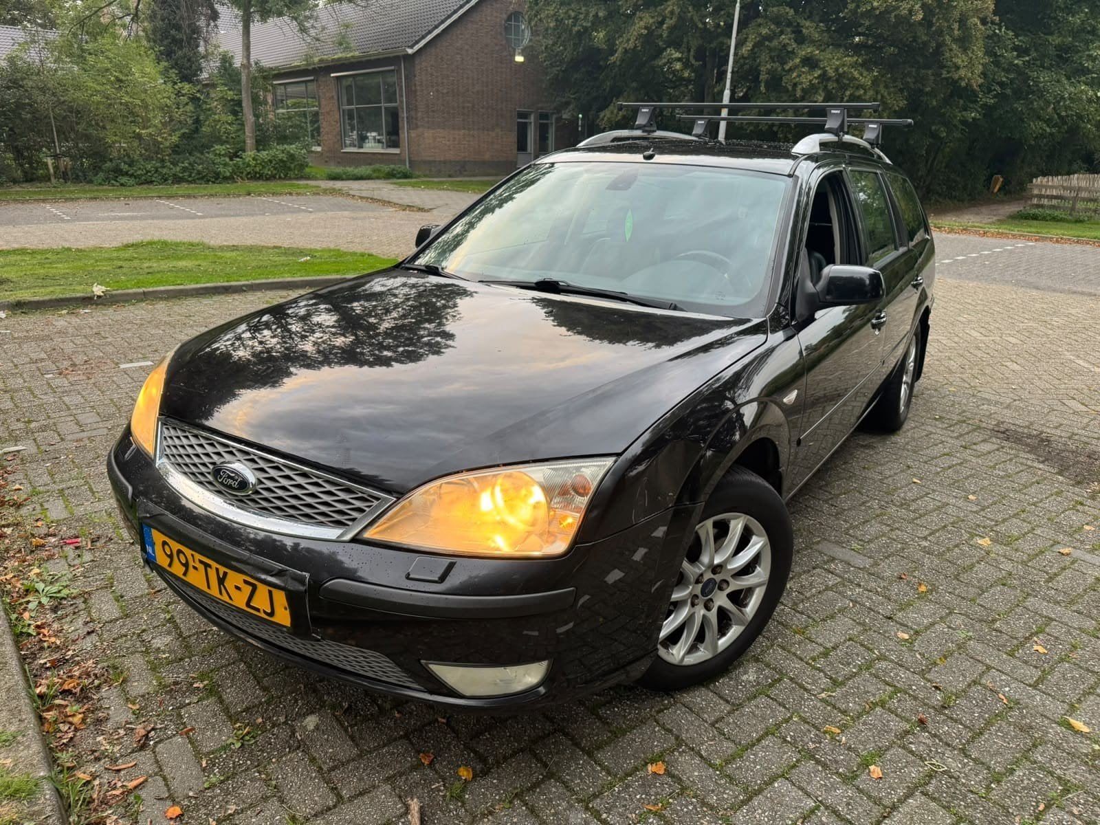 Ford Mondeo 1.8 16V 92KW Wagon 2006 Zwart, Auto's, 4 cilinders, Zwart, Origineel Nederlands, Stationwagon