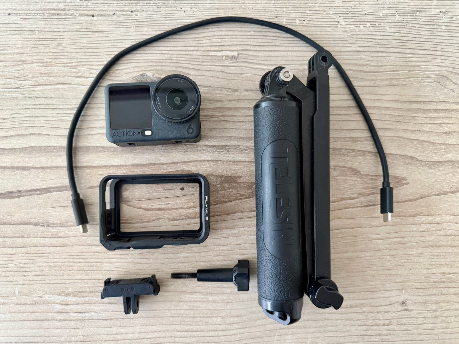 DJI Osmo Action 6 + Mic Mini 2 + Accessoires, Ophalen of Verzenden, Zo goed als nieuw, Overige merken