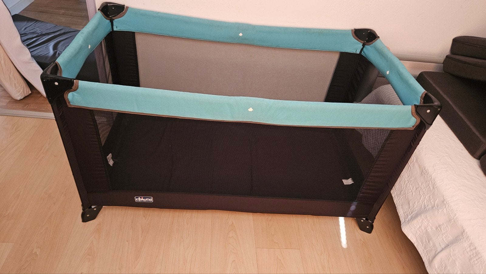 Chicco campingbedje met extra matras, Kinderen en Baby's, Boxen, Ophalen, Boxkleed