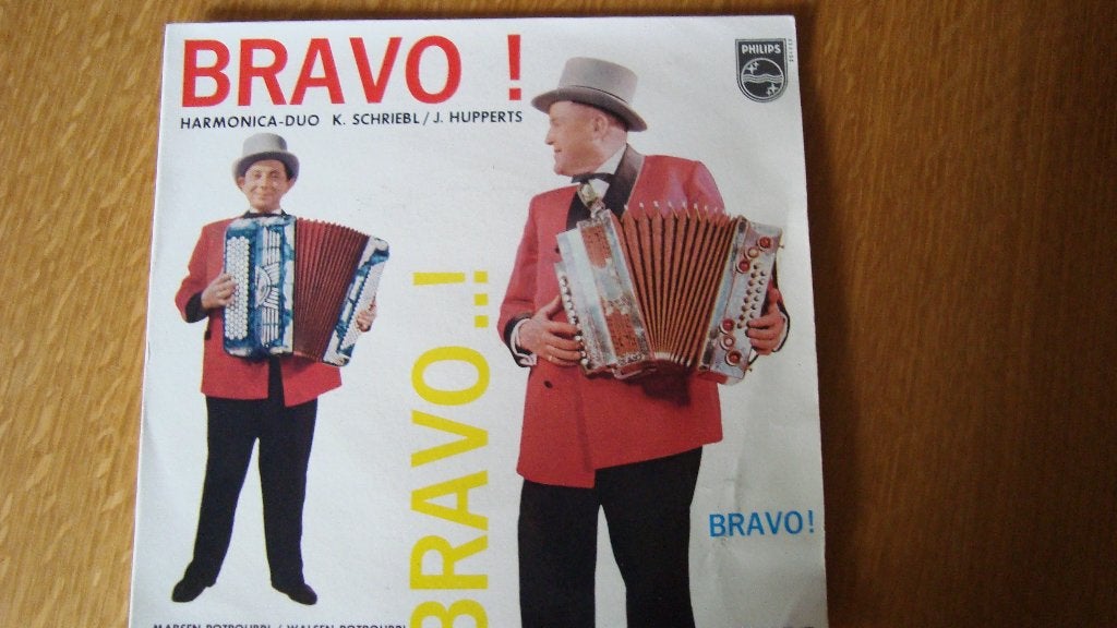 Bravo harmonica duo k . Schriebl / j . Hhupperts, Ophalen of Verzenden, Zo goed als nieuw, Nederlandstalig, Single