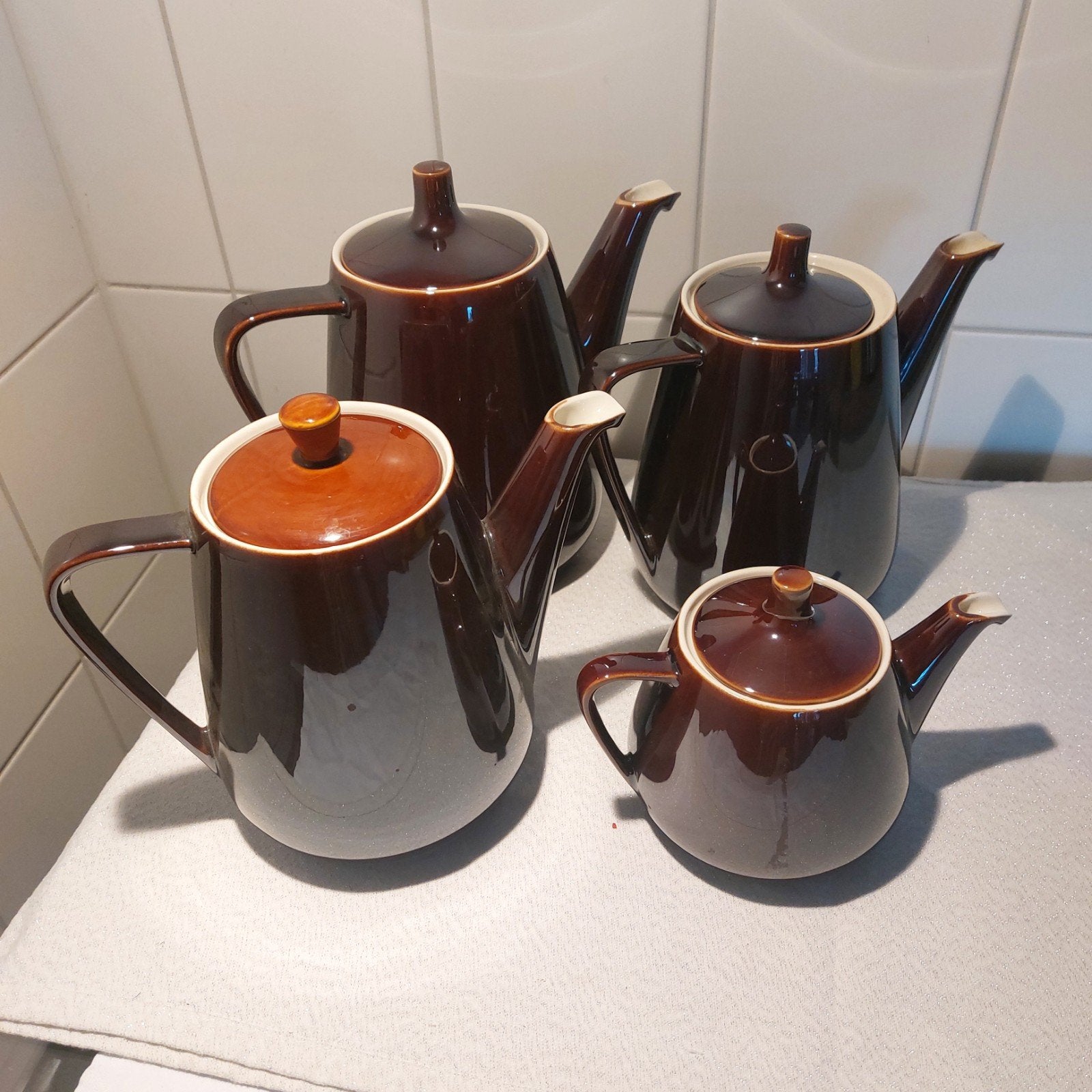 Vintage theepotten en melkkannetjes, Ophalen of Verzenden, Zo goed als nieuw, Keramiek, Overige stijlen