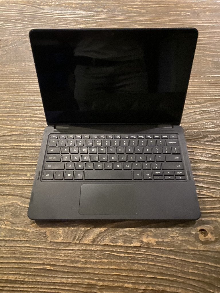 Dell Laditude 3120, Gebruikt, Qwerty, 8 GB, Met touchscreen