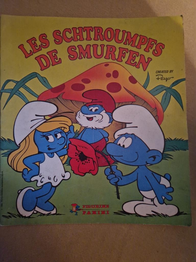 1976 panini de smurfen stickeralbum figurine peyo album, Ophalen of Verzenden, Verschillende Smurfen