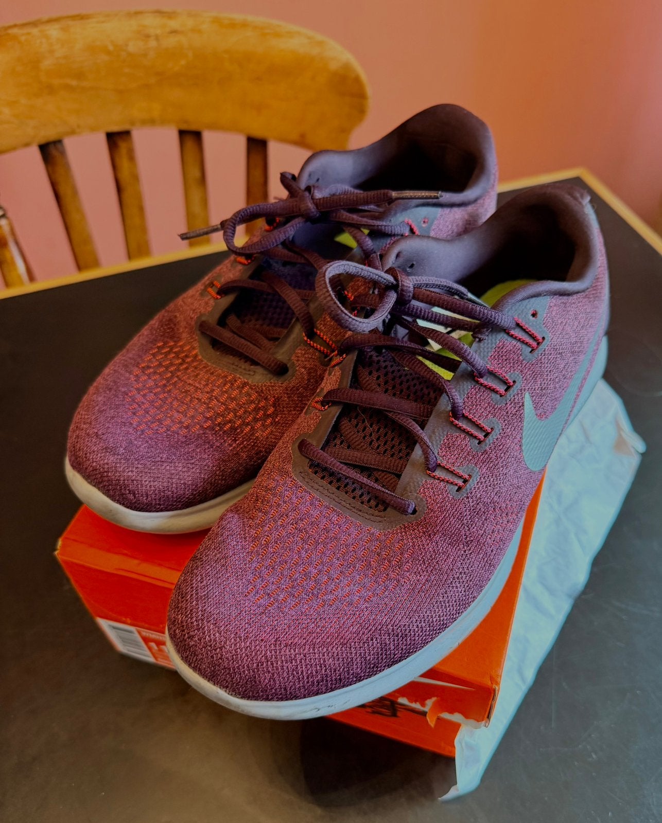 WMNS Nike Free RN maat 11/43 zgan, Ophalen of Verzenden, Zo goed als nieuw, Hardlopen, Hardloopschoenen
