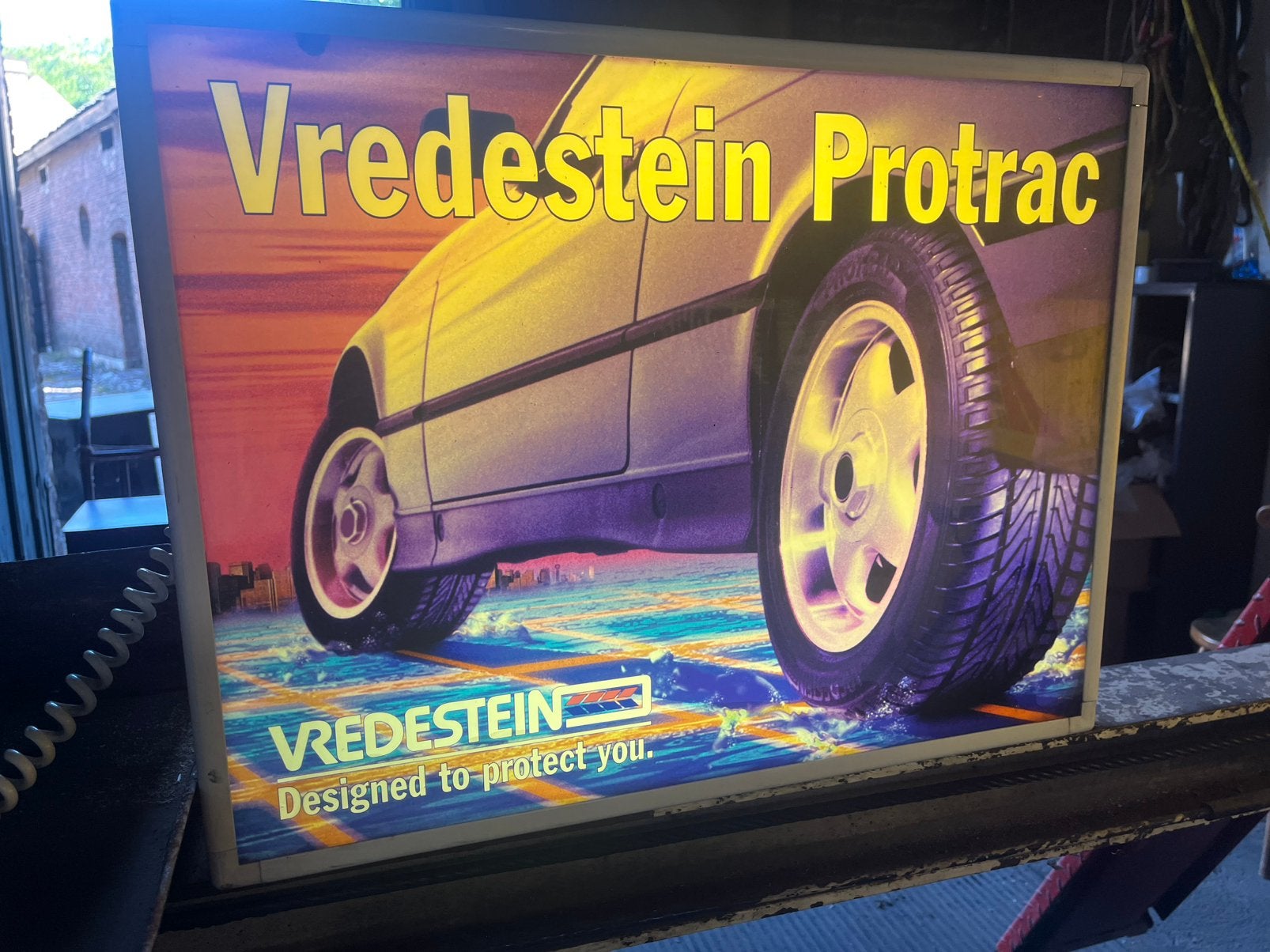 Lichtbak Vredestein Protac van 2001, Ophalen