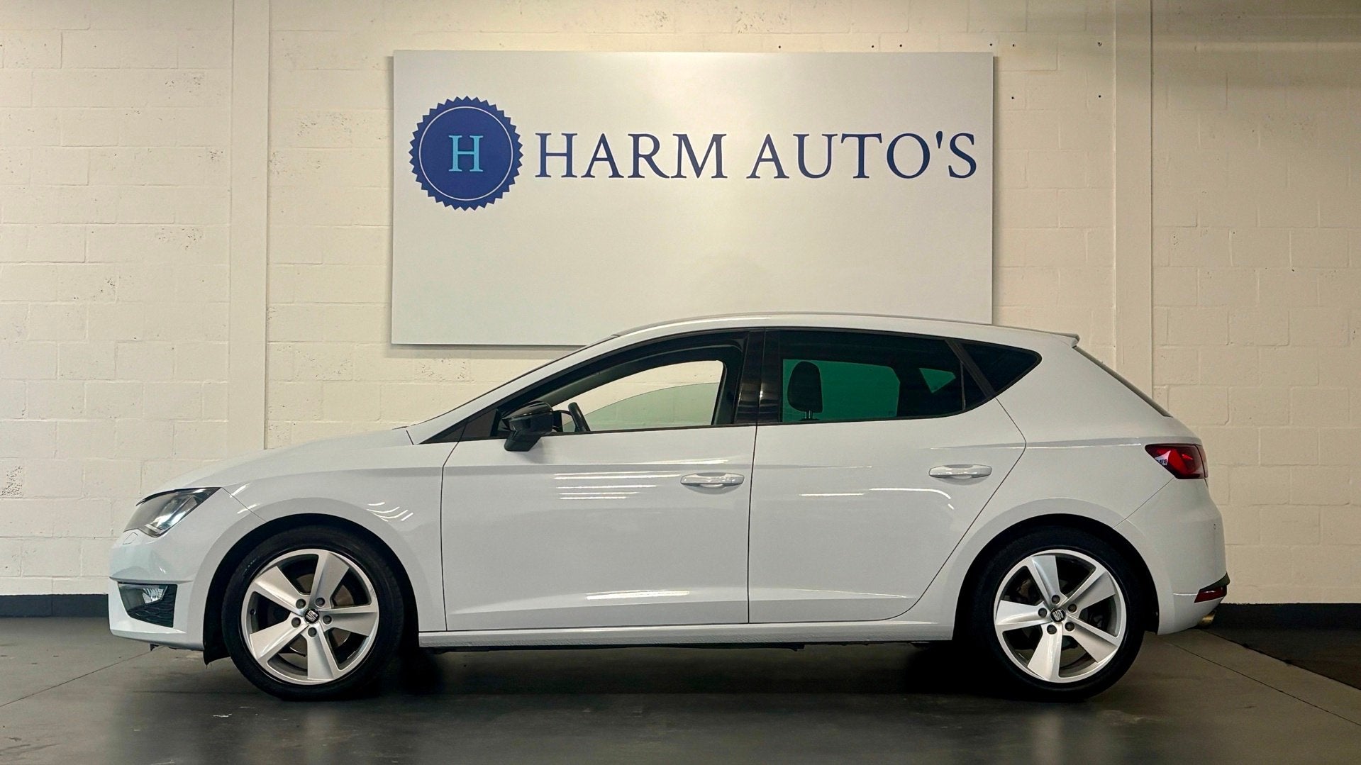 Seat LEON 1.4 TSI FR, Auto's, Seat, Voorwielaandrijving, Gebruikt, Zwart, 4 cilinders