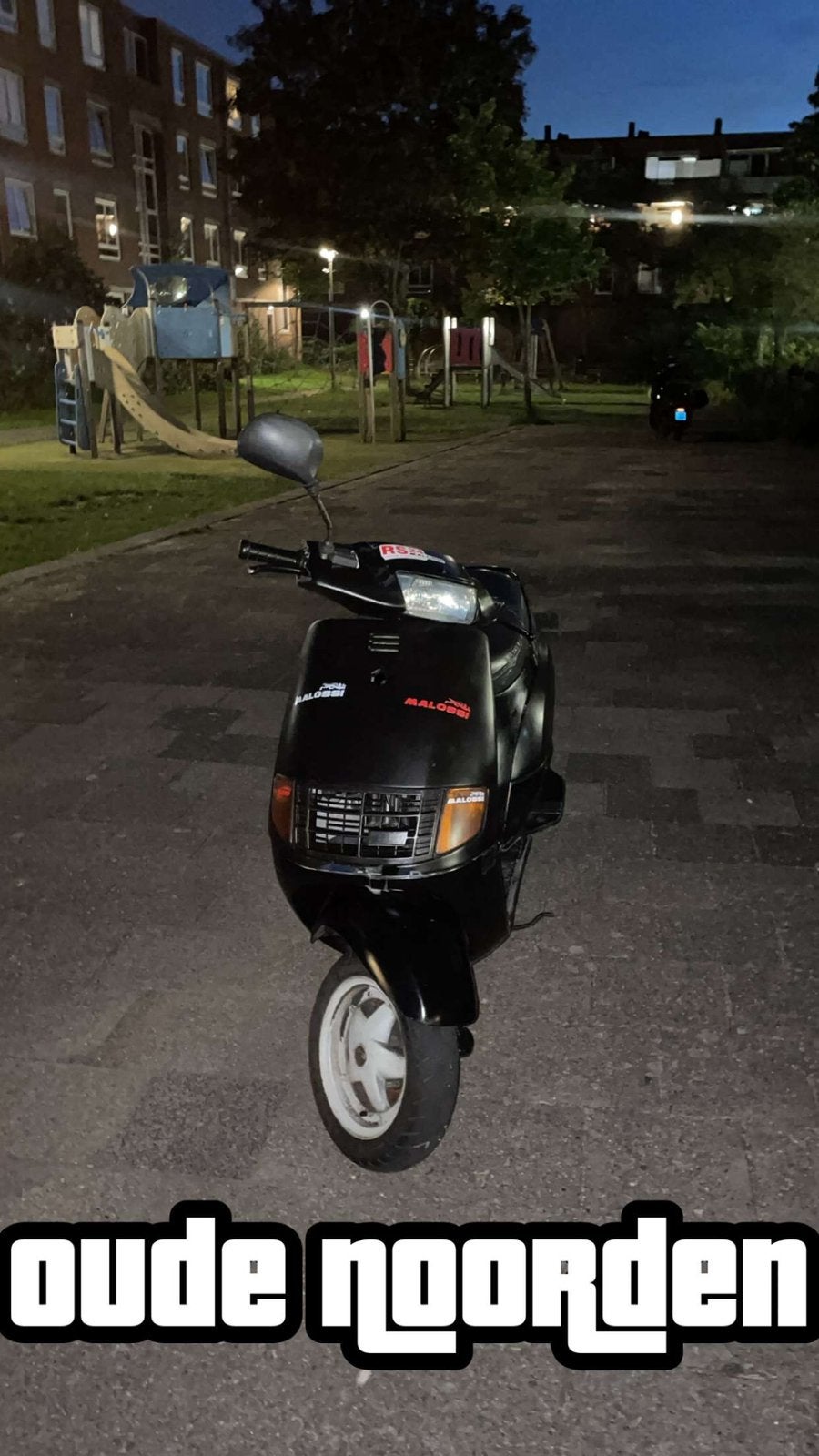 Piaggio quartz 70cc, Fietsen en Brommers, Scooters | Piaggio, Ophalen of Verzenden, Zo goed als nieuw, Tweetakt, Overige modellen