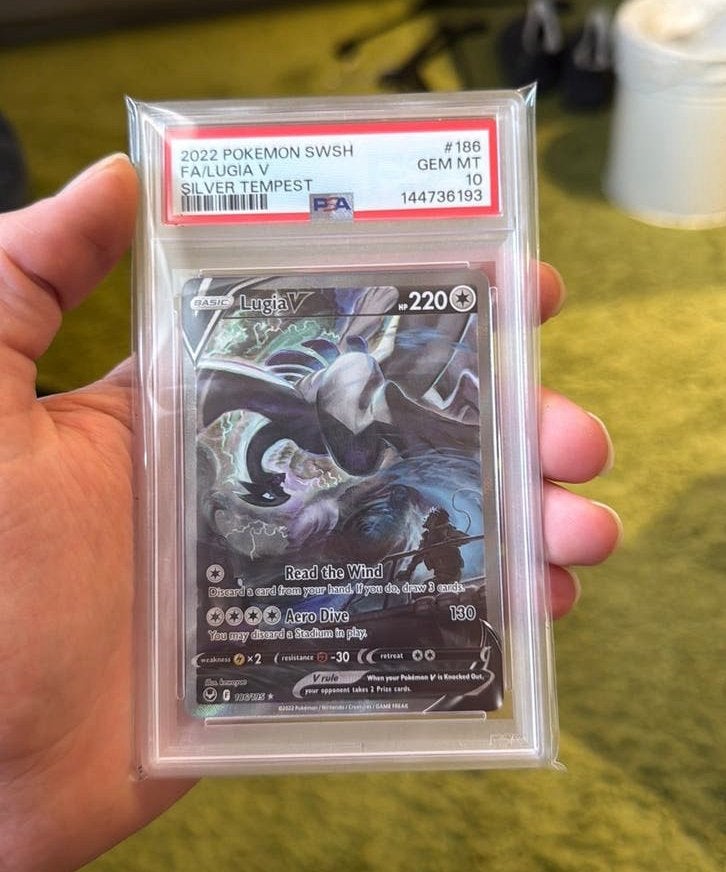 Pokémon Lugia V 186/195 PSA 10, Ophalen of Verzenden, Zo goed als nieuw