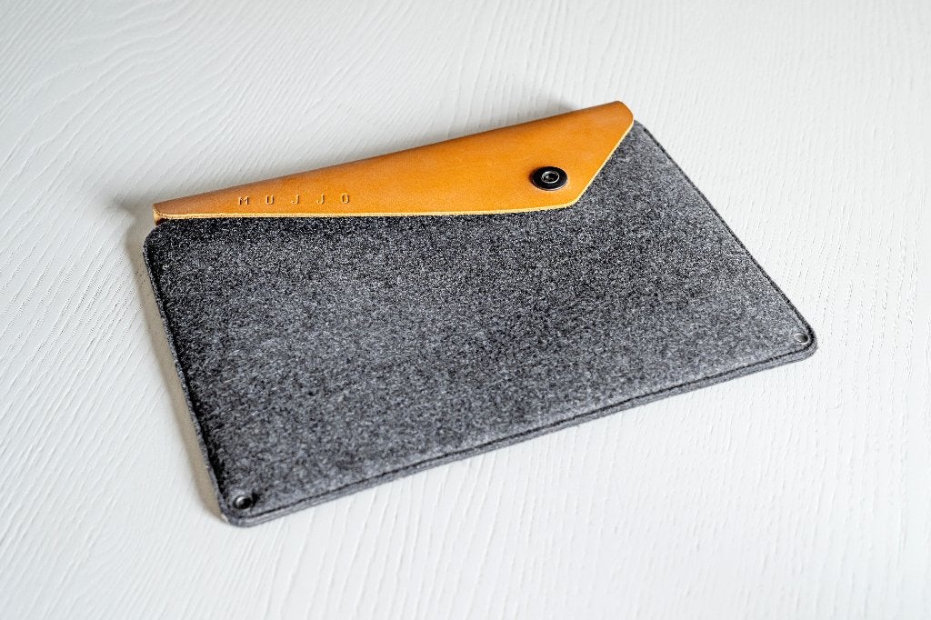 Mujjo sleeve iPad, Ophalen of Verzenden, Nieuw, 10 inch, Bescherming voor- en achterkant