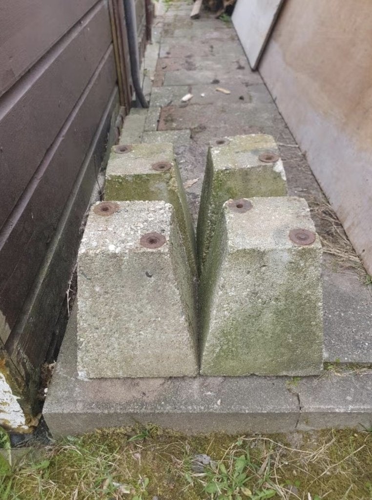 Poeren beton 4x, Ophalen, Gebruikt, Overige typen