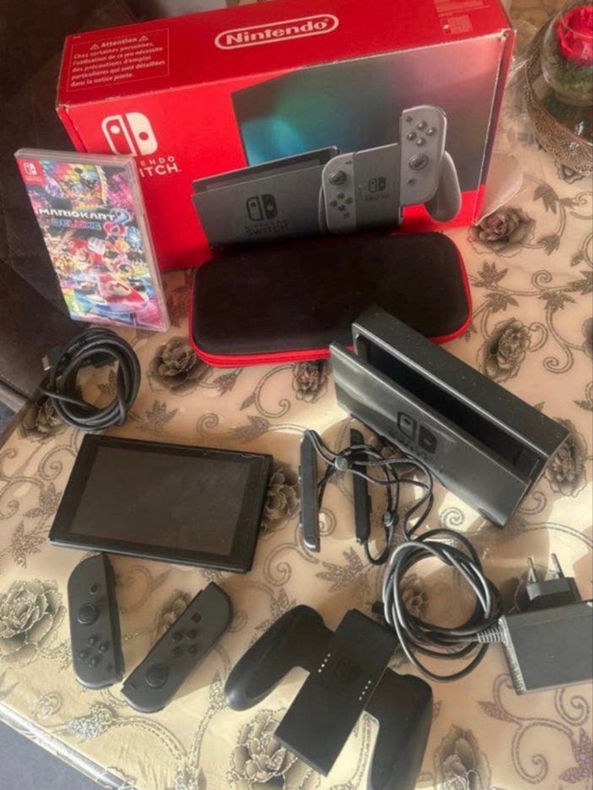 Nintendo Switch 1 met Mario Kart 8, Ophalen, Switch Original, Met 3 controllers of meer, Gebruikt