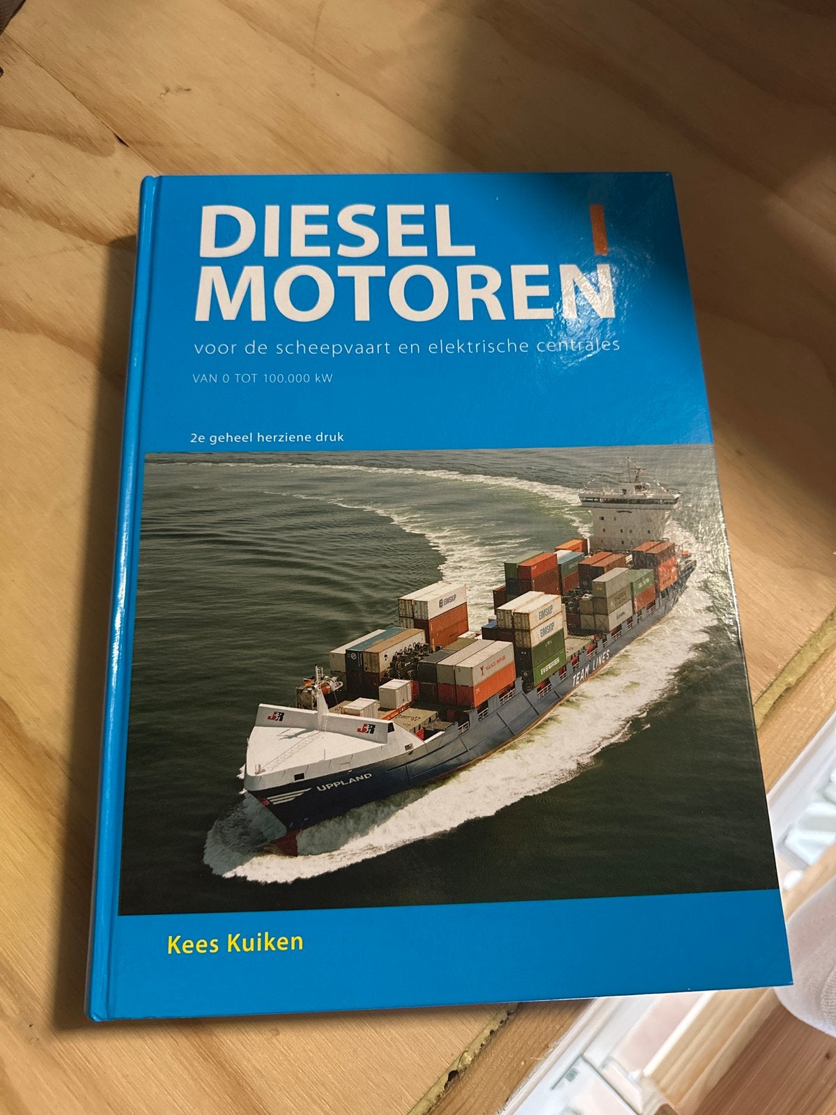 Dieselmotoren voor scheepvaart en elektrische centrales, Ophalen of Verzenden, Zo goed als nieuw, Werktuigbouwkunde