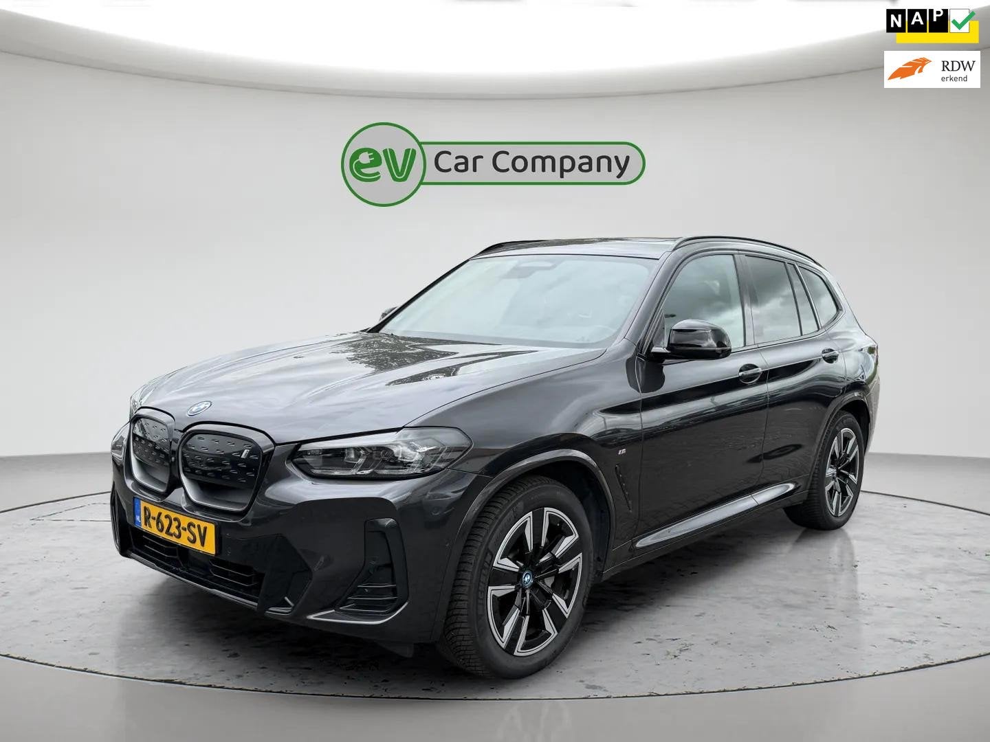 BMW IX3 High Executive 80 kWh | SOH 92% | M Sport | Trekhaak, Auto's, BMW, Achterwielaandrijving, Gebruikt, 750 kg, 1333 min