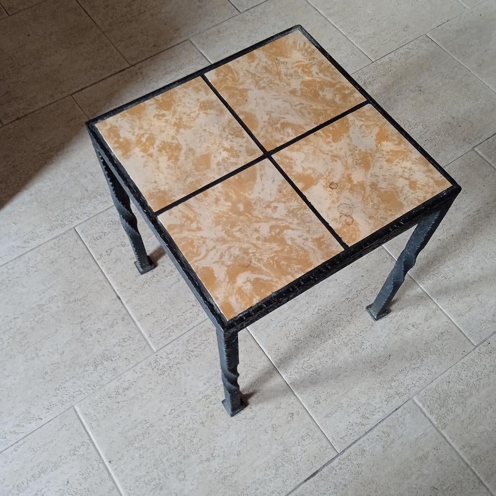 Mooi decoratief tegel tafeltje, Tuin en Terras, Tuintafels, Ophalen, Zo goed als nieuw, Vierkant, Overige materialen