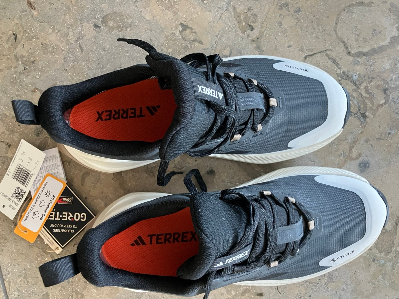 Gore tex adidas schoenen maat 40 2/3, Ophalen of Verzenden, Zo goed als nieuw, Hardloopschoenen, Adidas