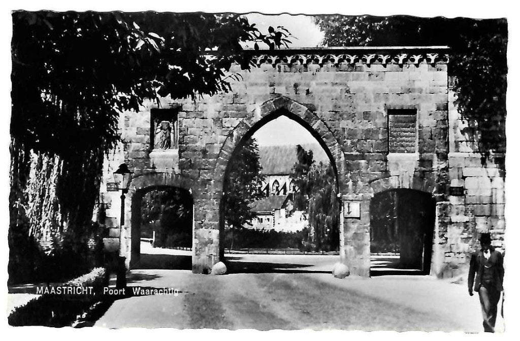 Maastricht - Poort Waarachtig - mindere kwaliteit, Verzenden, 1940 tot 1960, Gelopen, Limburg