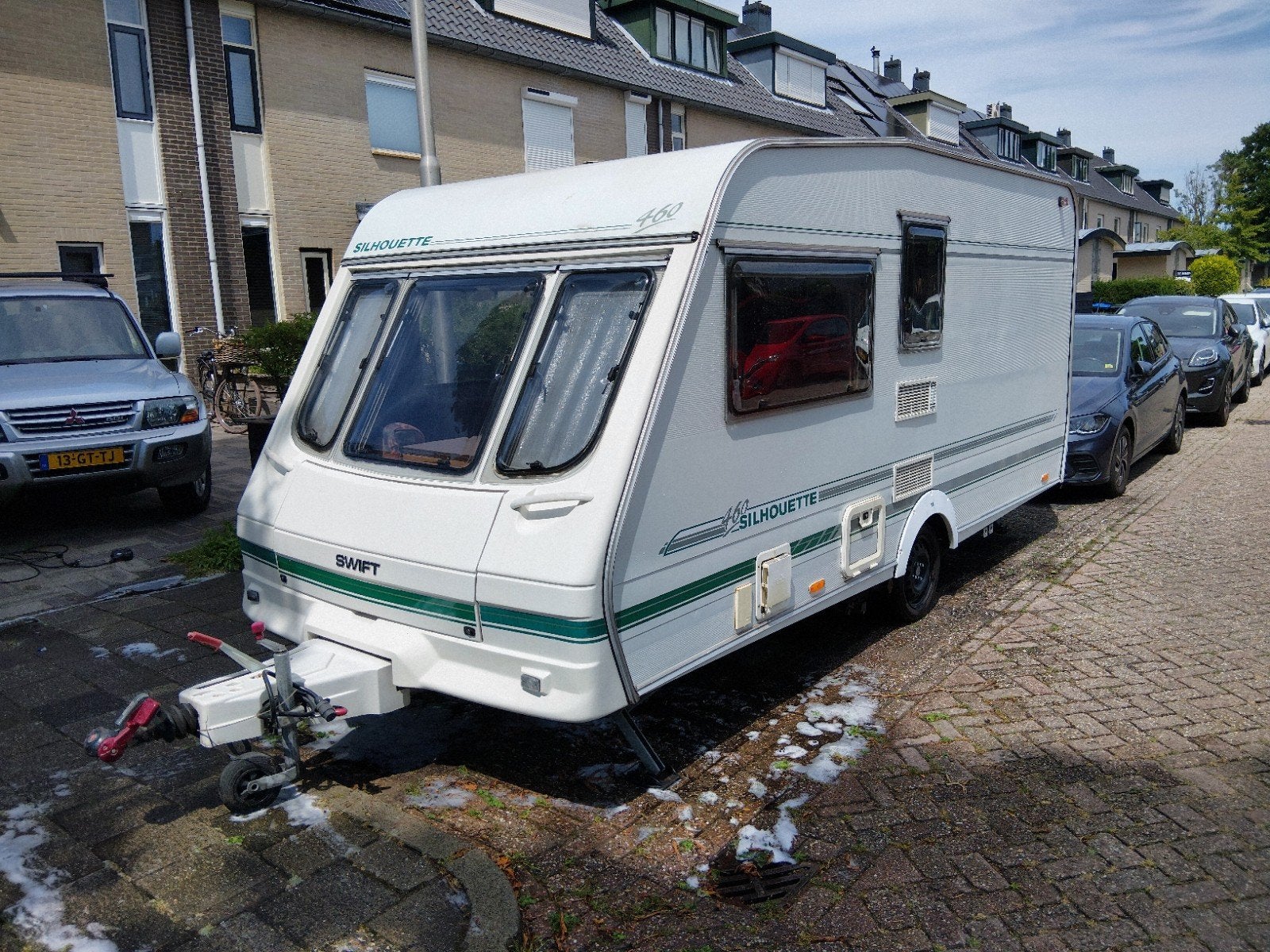 Swift Silhouette 460. Leuke Opknapper!, Caravans en Kamperen, Caravans, Rondzit, Particulier, 4 tot 5 meter, Swift