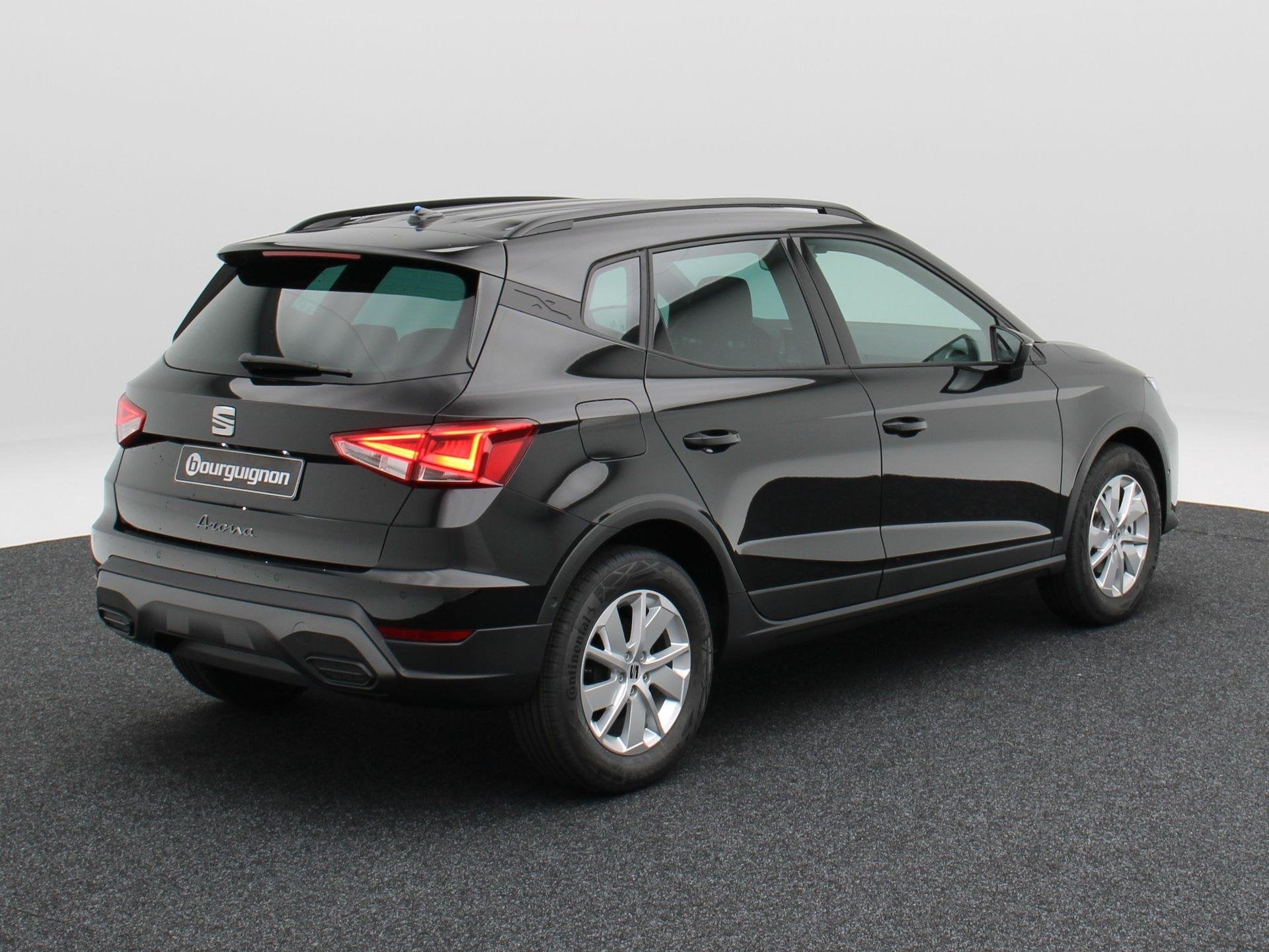 SEAT Arona Style Business Connect 1.0 TSI 95 PK | Trekhaak |, Auto's, Voorwielaandrijving, Stof, 95 pk, Automatische klimaatregeling