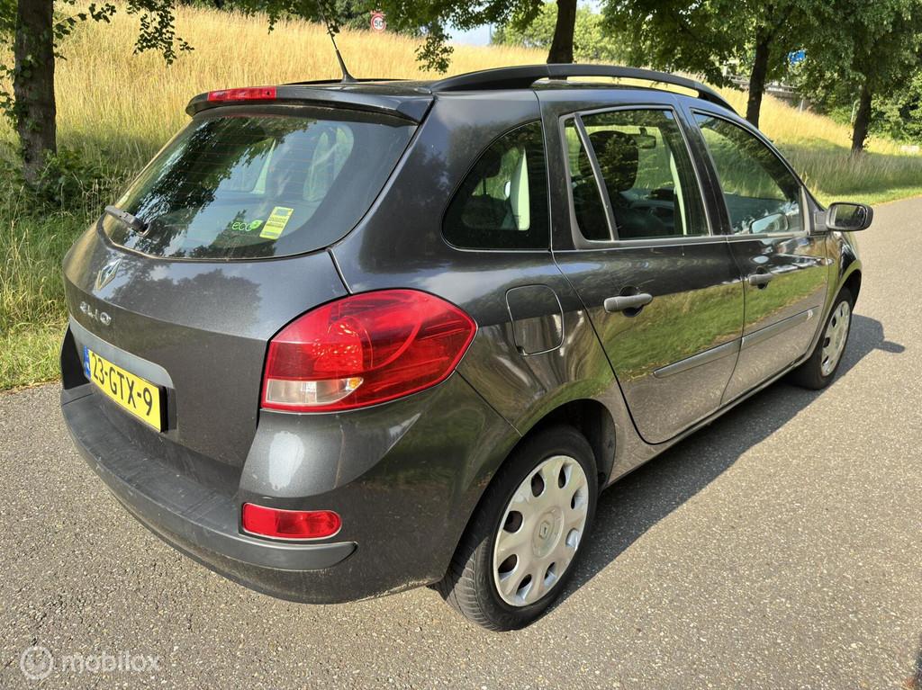 Renault Clio Estate 1.2-16V*1E EIGENAAR*NAP*APK 07/26, Voorwielaandrijving, Gebruikt, Zwart, 4 cilinders
