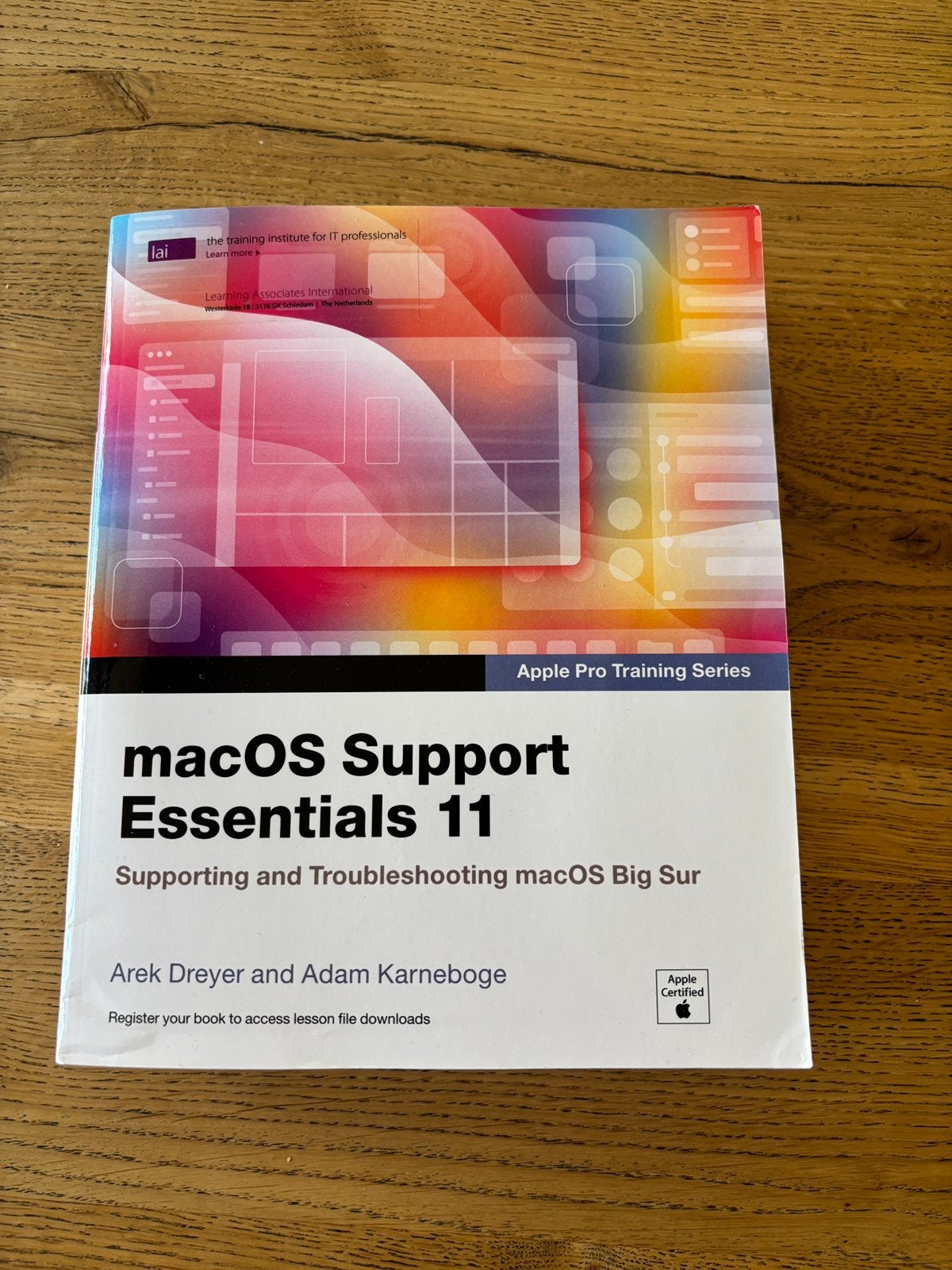 MacOS Suppory Essentials 11, Boeken, Informatica en Computer, Ophalen of Verzenden, Zo goed als nieuw, Besturingssystemen