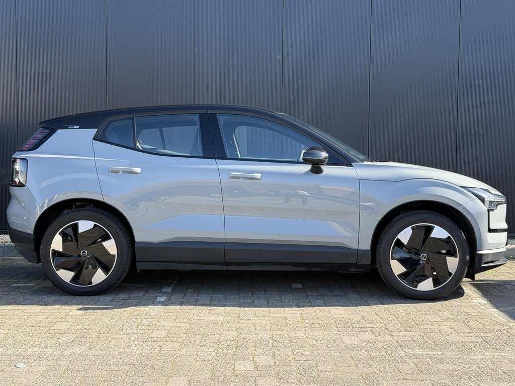 Volvo EX30 Single Motor Extended Range Core 69 kWh climate l, Auto's, Volvo, Automaat, 476 km, Achterwielaandrijving, Gebruikt