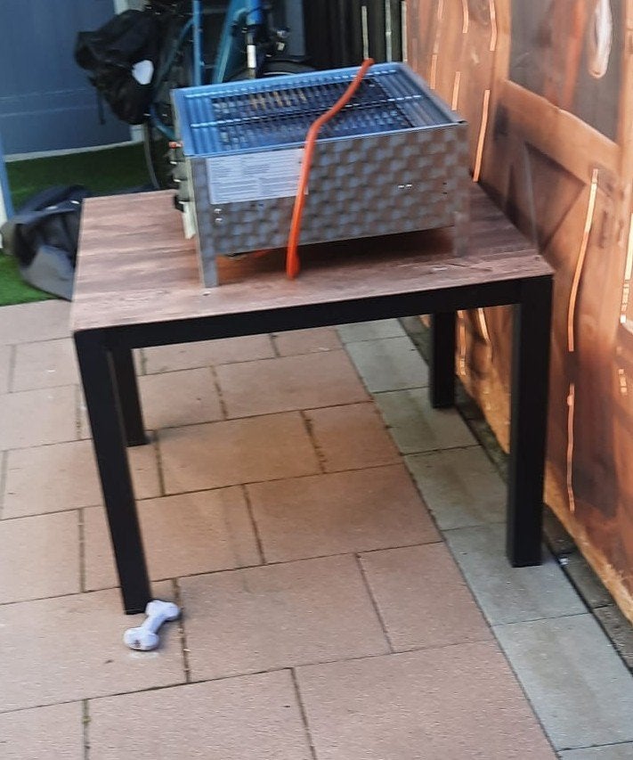 slagers barbecue, Ophalen