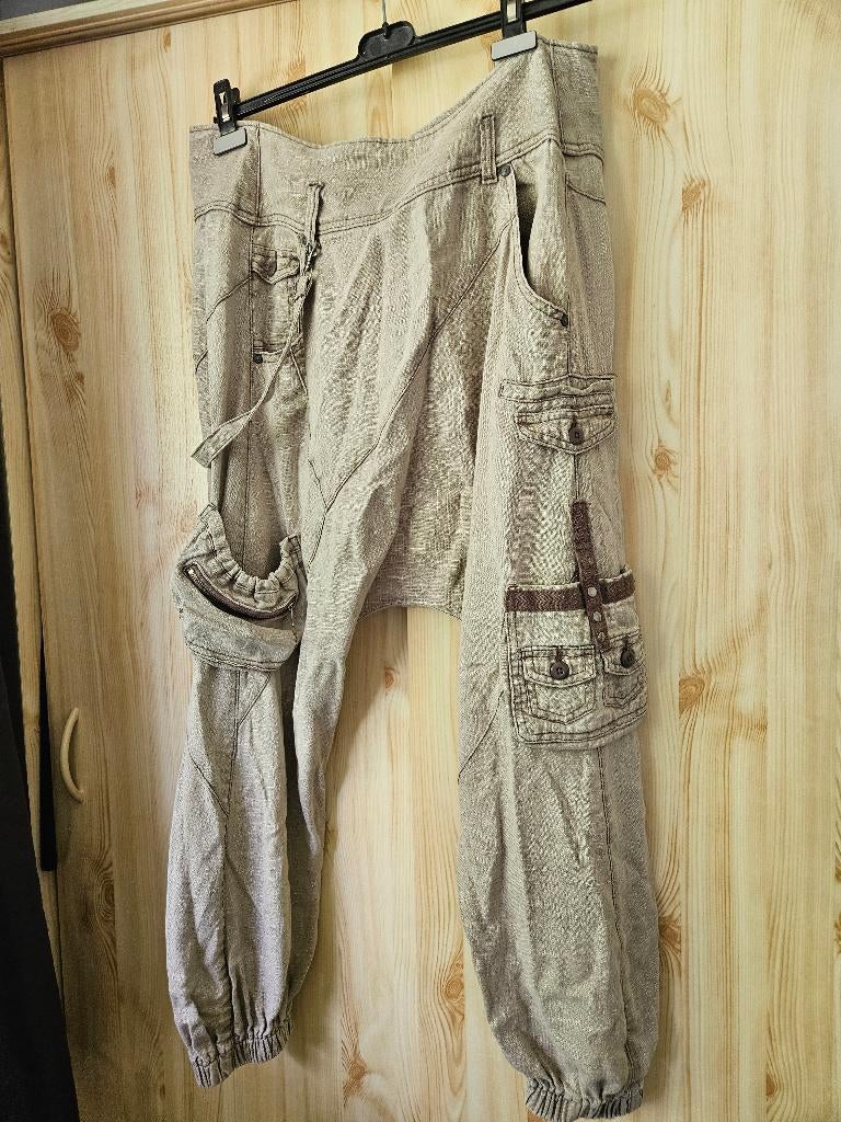 Bijzondere stoere broek 42, Kleding | Dames, Only, Verzenden, Beige, Maat 42/44 (L)