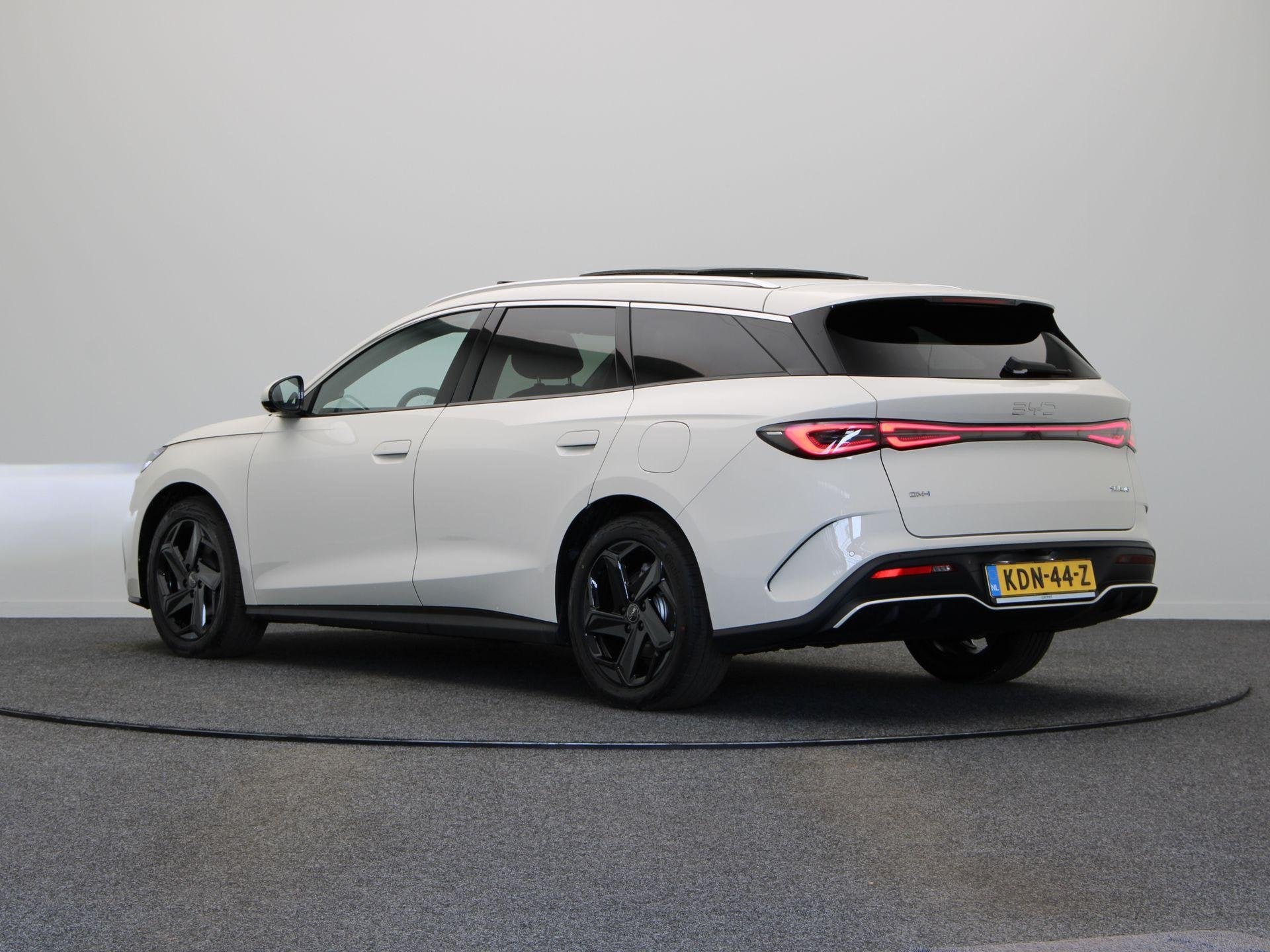 BYD SEAL 6 Touring comfort | 19 kWh | Stoelverwarming | Stoe, Auto's, 4 cilinders, Plug-in hybride, Seal, Hybride Elektrisch/Benzine