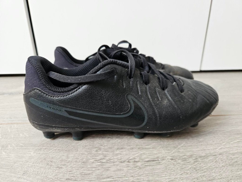 Voetbalschoenen Nike Tiempo Legend, Sport en Fitness, Voetbal, Gebruikt, Maat XS of kleiner, Schoenen, Ophalen of Verzenden