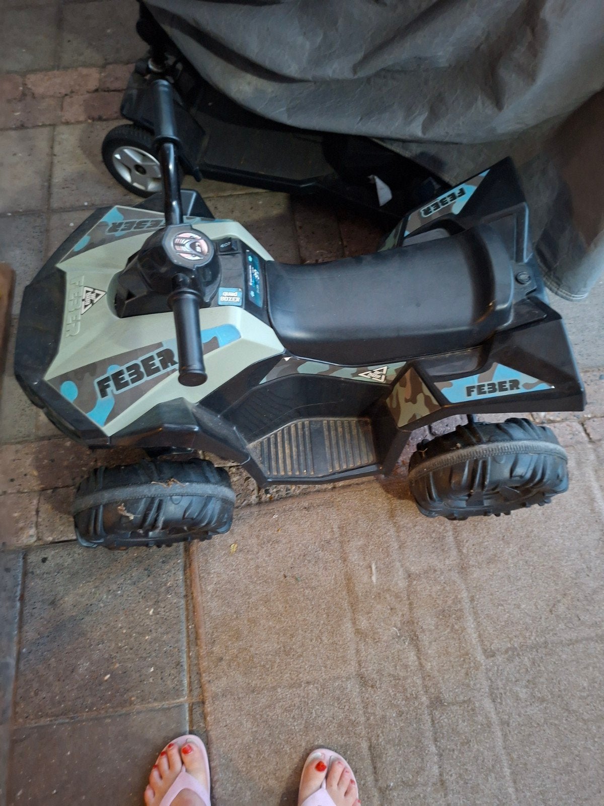 Feber Quad voor kinderen - werkt perfect, Ophalen, Gebruikt