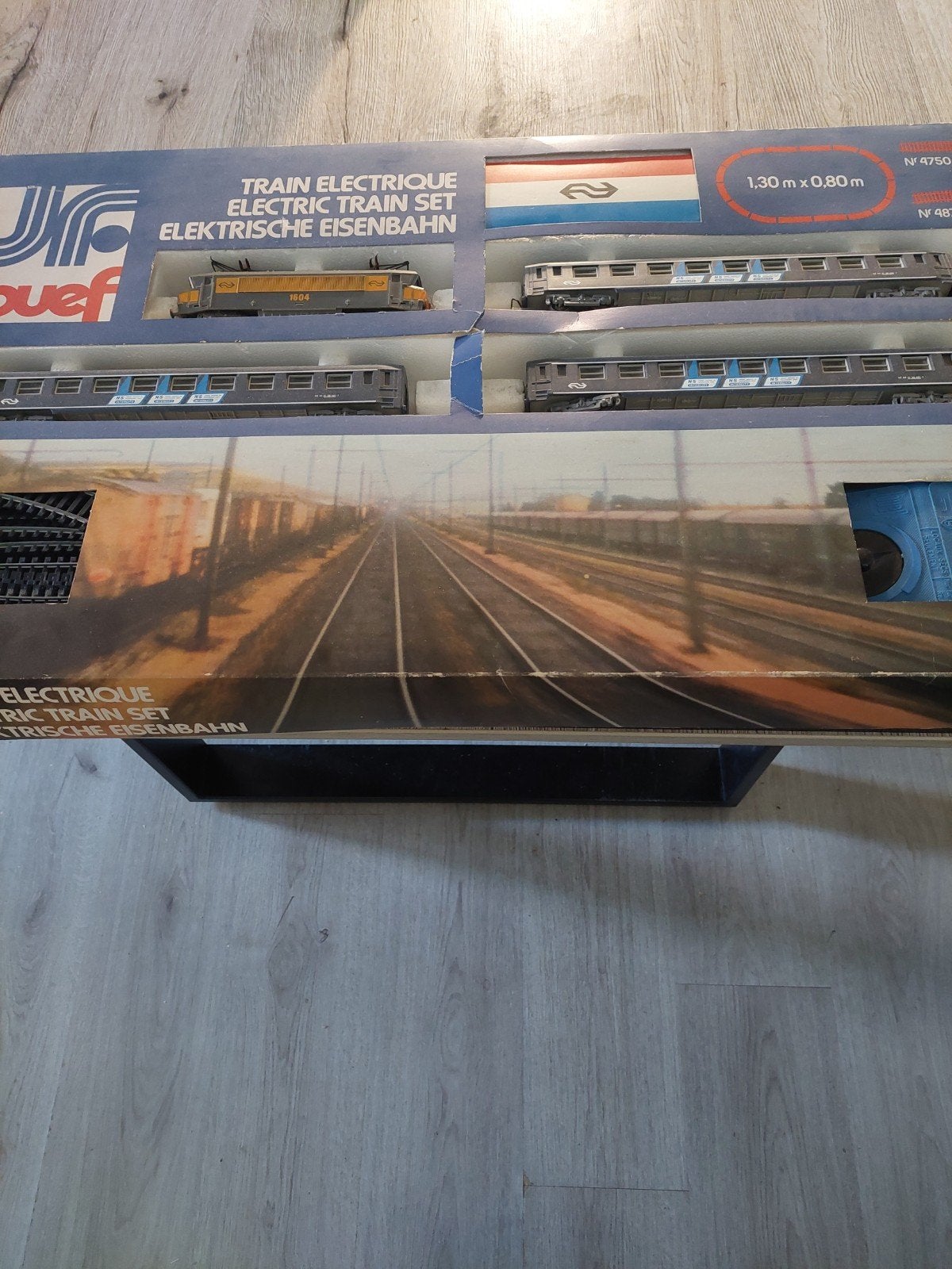 Jouef NS Treinset met Locomotief en Wagons - 220V, Ophalen, Wisselstroom, Jouef, NS