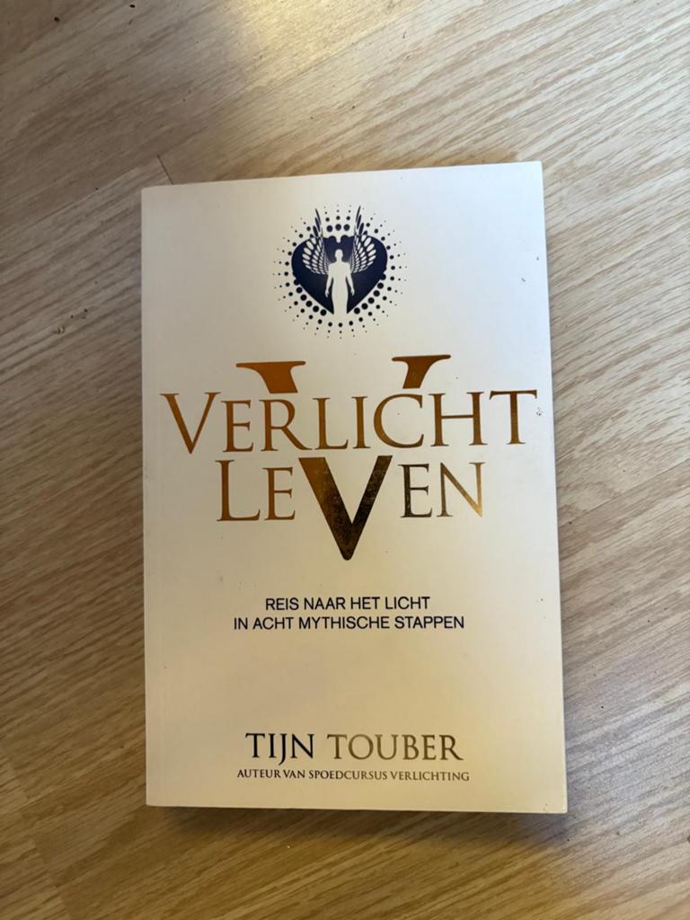 Verlicht Leven: Reis naar het Licht - Tijn Touber, Boeken, Ophalen of Verzenden, Zo goed als nieuw, Spiritualiteit algemeen, Achtergrond en Informatie