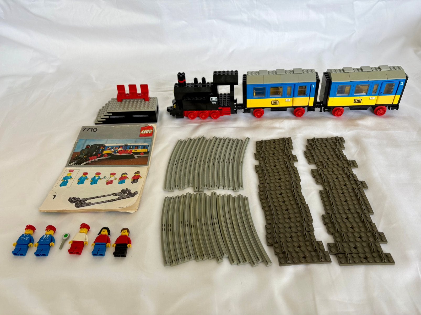 LEGO 7710 Stoomtrein met Passagierswagons (1980) – Compleet, Gebruikt, Overige thema's, Lego, Ophalen of Verzenden