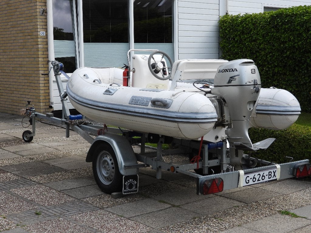 Caribe rubberboot 8pk Honda, incl. trailer, 8 pk, Gebruikt, Peddels, 2 m