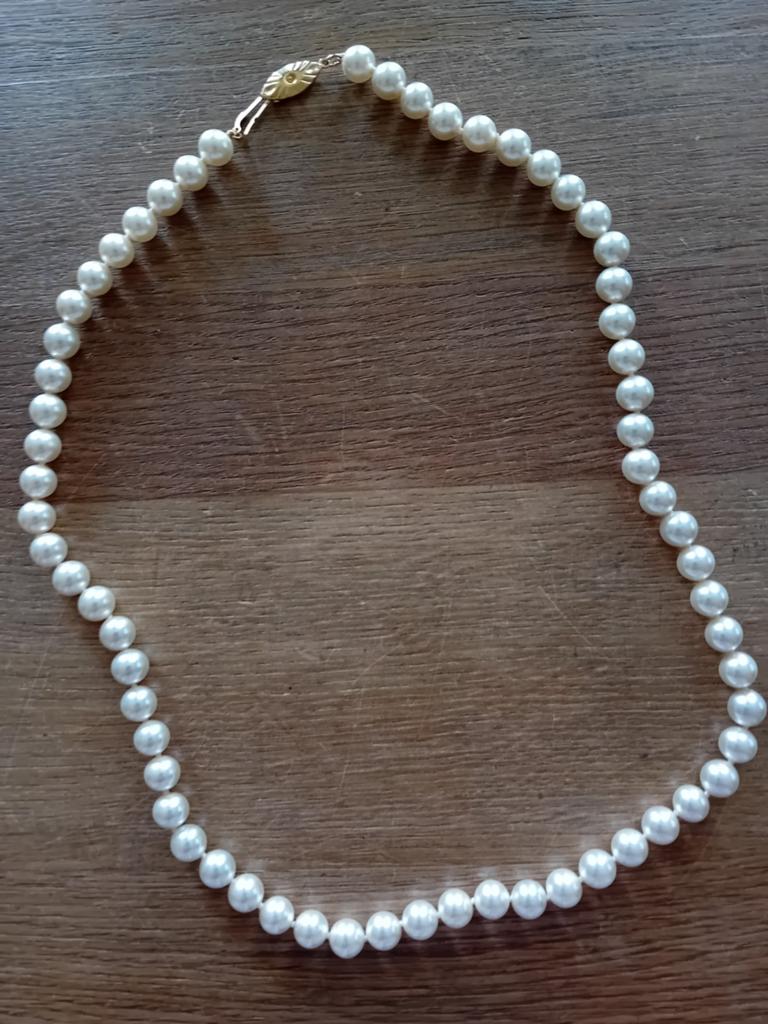 Parelketting met doublet slotje van 20cm., Ophalen of Verzenden, Wit, Overige materialen