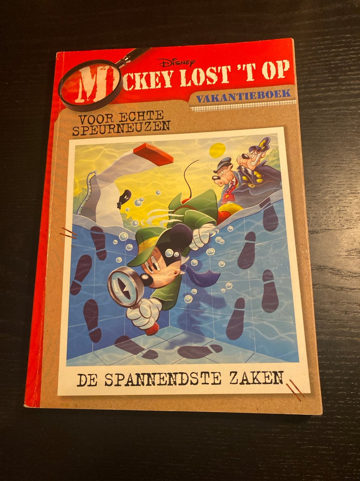 Disney Mickey Lost 't Op Vakantieboek - Voor Echte Speurneuz, Ophalen of Verzenden, Gelezen, Fictie algemeen