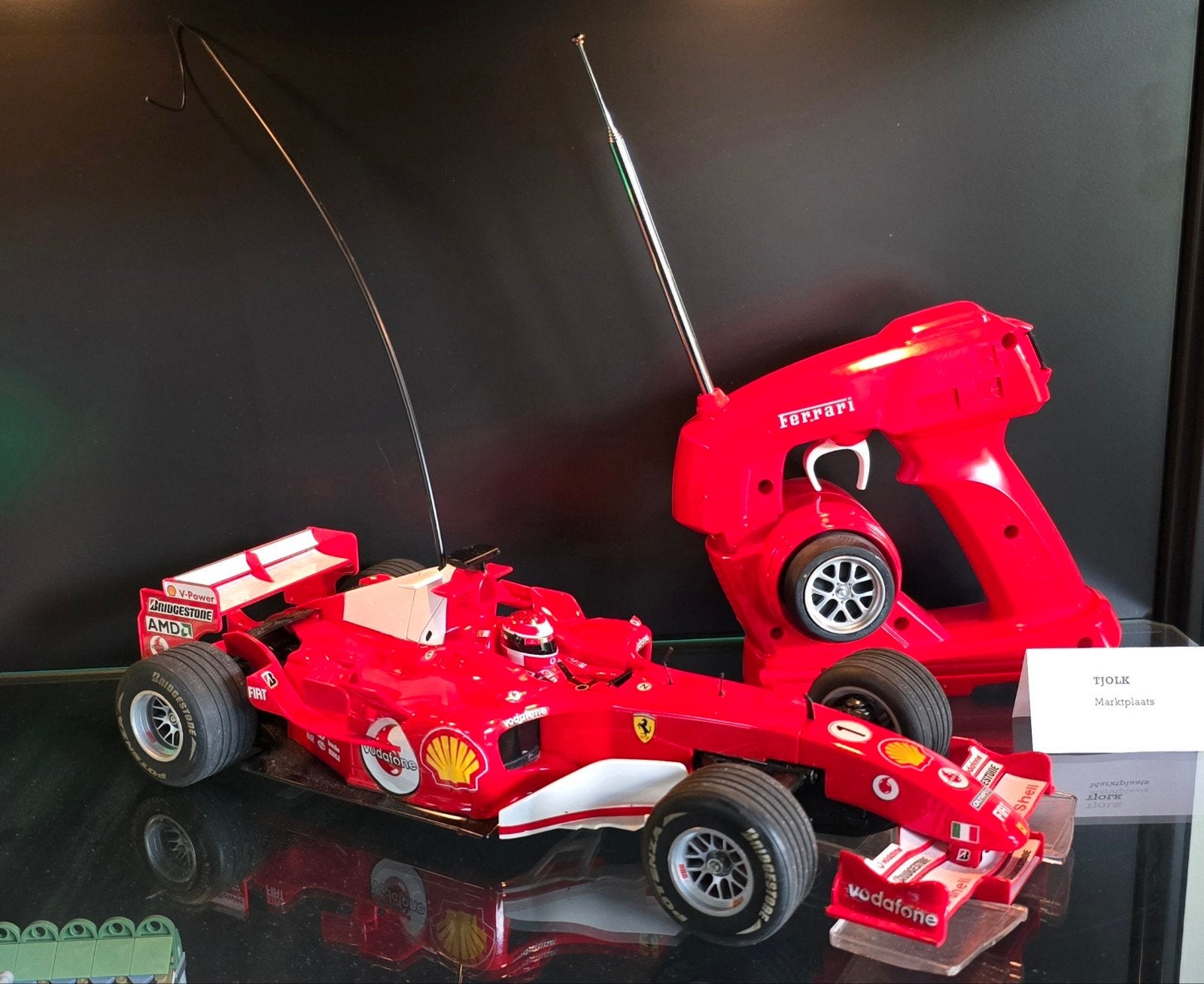 F1 Nikko Ferrari F2005 RC bestuurbare auto  1:14, Hobby en Vrije tijd, Elektro, Schaal 1:14, Ophalen of Verzenden, Zo goed als nieuw