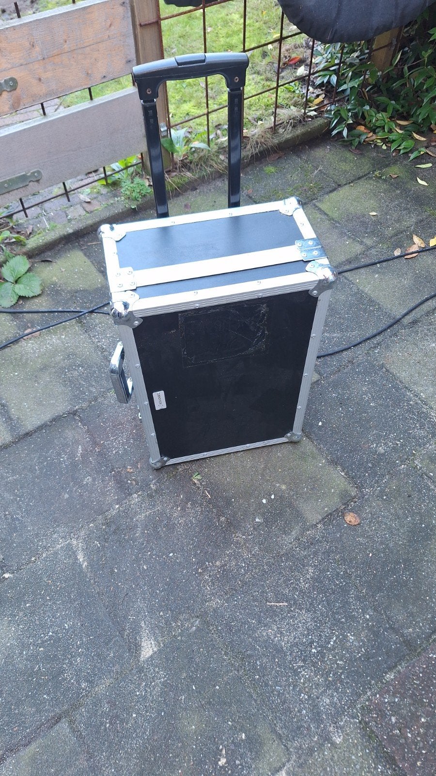 Robuuste flightcase met wieltjes en uitschuifbare handgreep, Ophalen, Uitschuifbare handgreep, Gebruikt, Minder dan 50 cm
