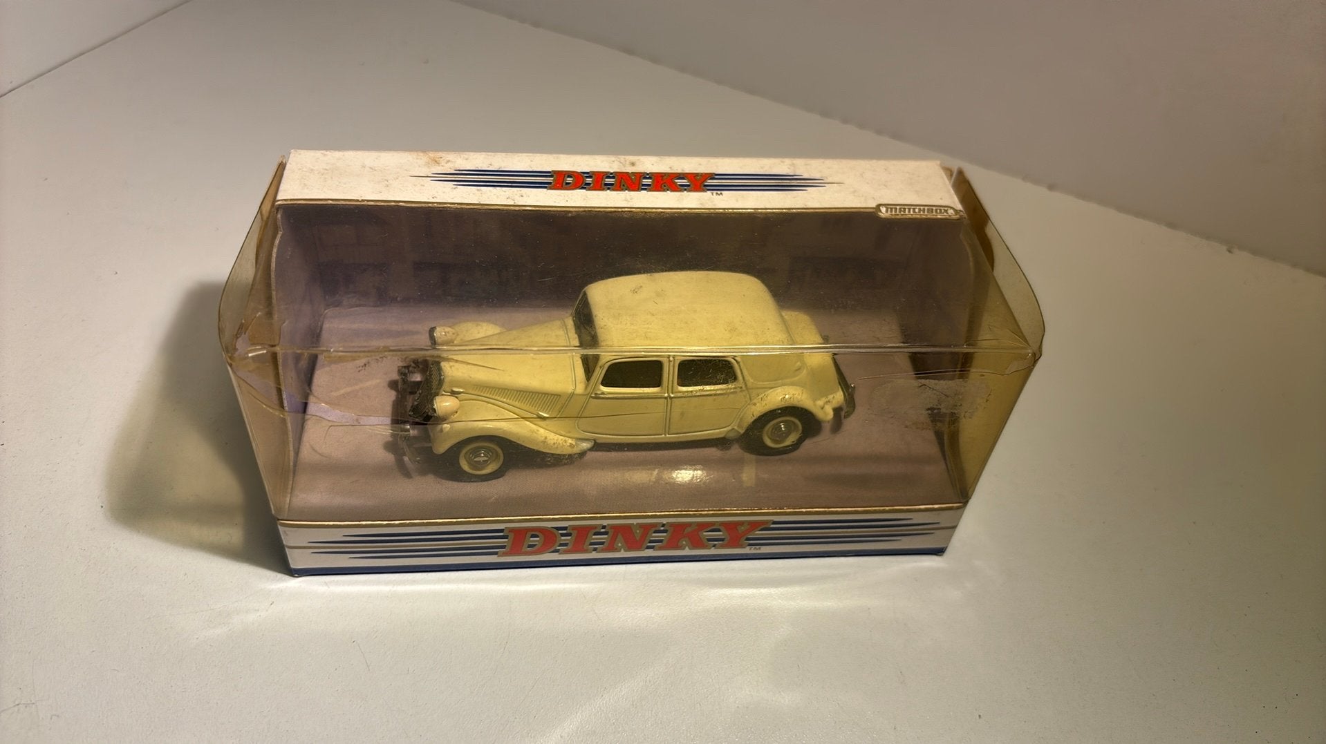 Citroen 15 cv dinky matchbox 1.43, Auto, Ophalen of Verzenden, A, A