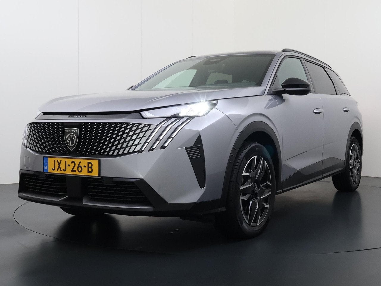 Peugeot 5008 SUV Allure 145pk Hybrid Automaat | 7 zitplaatse, Automaat, 145 pk, Gebruikt, 1199 cc