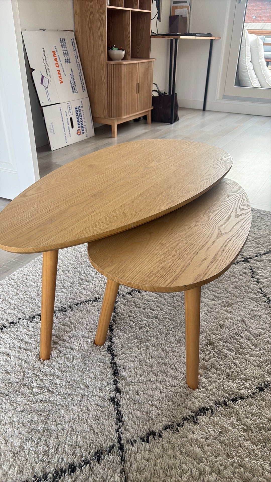 Bijzettafel set van 2, Huis en Inrichting, Tafels | Bijzettafels, Minder dan 55 cm, Zo goed als nieuw, Ovaal, Hout